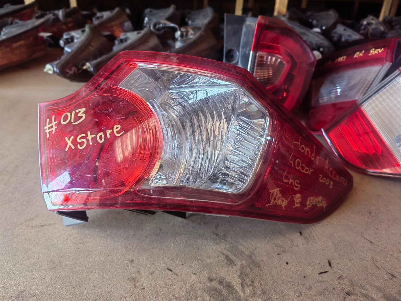 Honda Accord left tail lamp for sale Honda Accord left tail lamp for sale