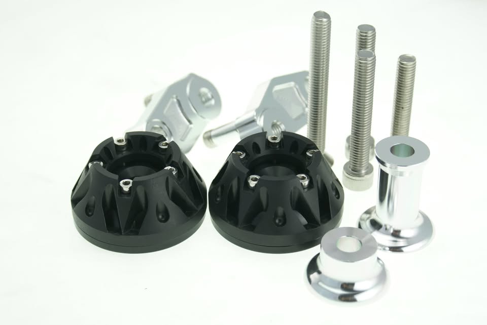CRASH PROTECTORS