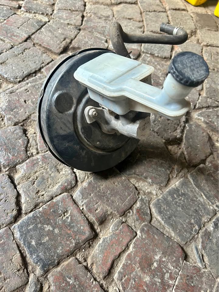 Nissan Micra Brake Booster For Sale @Circle 7 Used Parts Call or WhatsApp - Private Seller