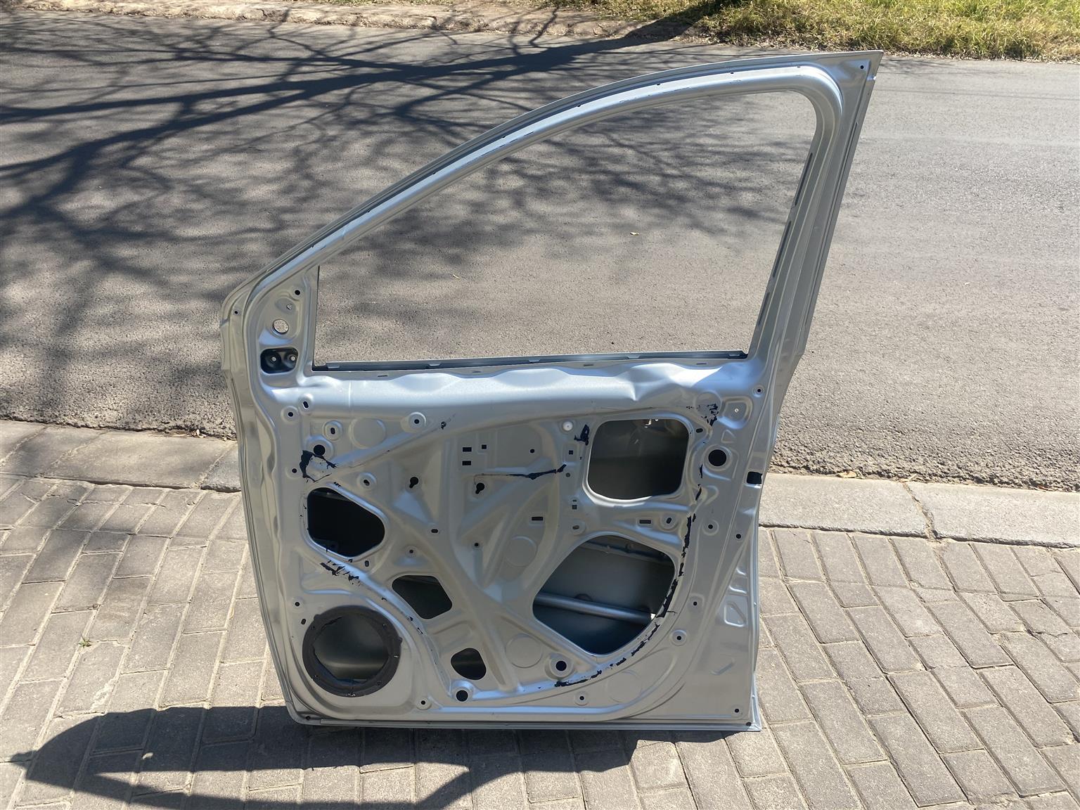 2024 TOYOTA RUMION/ SUZUKI ERTIGA RIGHT FRONT DOOR SHELL FOR SALE - Private Seller