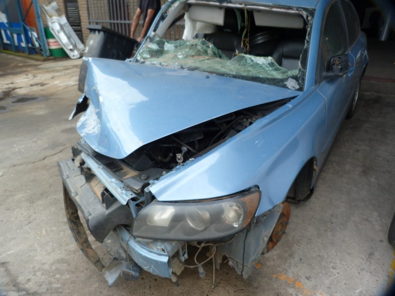 Volvo S40 2.4i AT - 2006 STRIPPING FOR SPARES - Private Seller Volvo S40 2.4i AT - 2006 STRIPPING FOR SPARES - Private Seller
