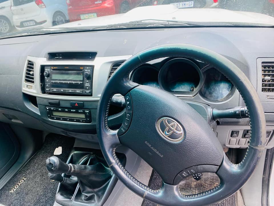 2009  TOYOTA HILUX 3.0 D4D DOUBLE CAB