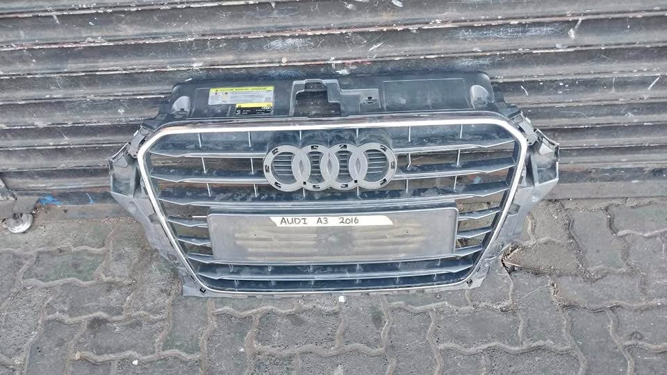 Audi A3 grill 2016 - Private Seller Audi A3 grill 2016 - Private Seller