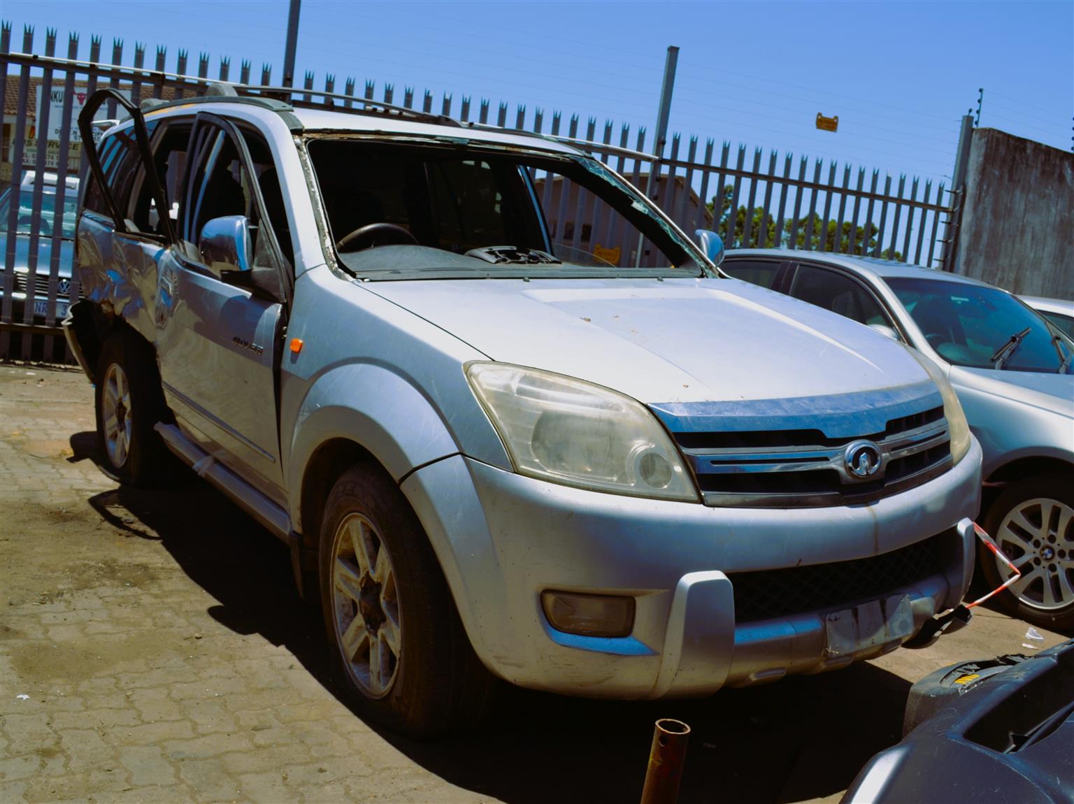2010 GWM Hover 2.4i – Stripping for Spares