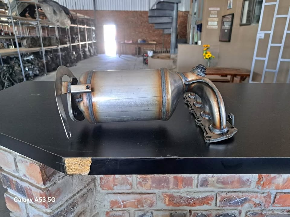 VW Polo Vivo Exhaust Manifold For Sale - Private Seller VW Polo Vivo Exhaust Manifold For Sale - Private Seller