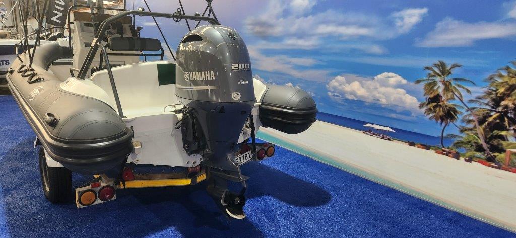 INFANTA 5.8 SRI ON TRAILER 200 HP YAMAHA 4 STROKE - Private Seller INFANTA 5.8 SRI ON TRAILER 200 HP YAMAHA 4 STROKE - Private Seller