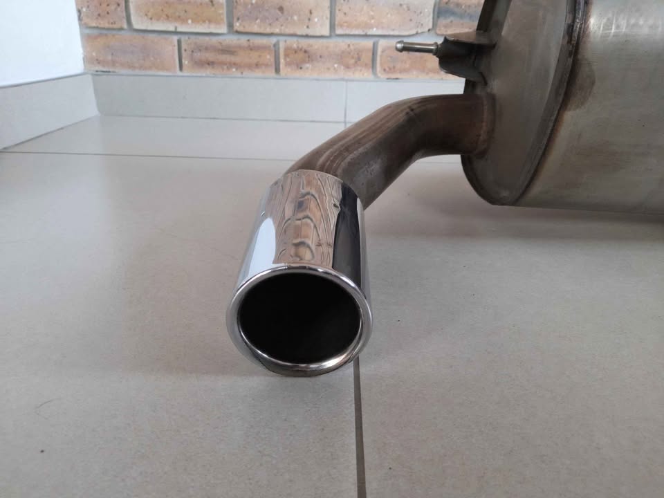 BMW F30 320i MOTORSPORT GENUINE OEM SINGLE PIPE REAR EXHAUST BOX WITH TAILPIPE FORSALE