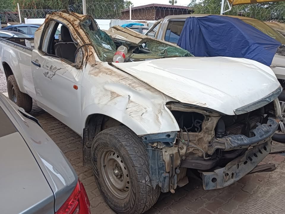 ISUZU S/C 2.5 STRIPPING FOR SPARES
