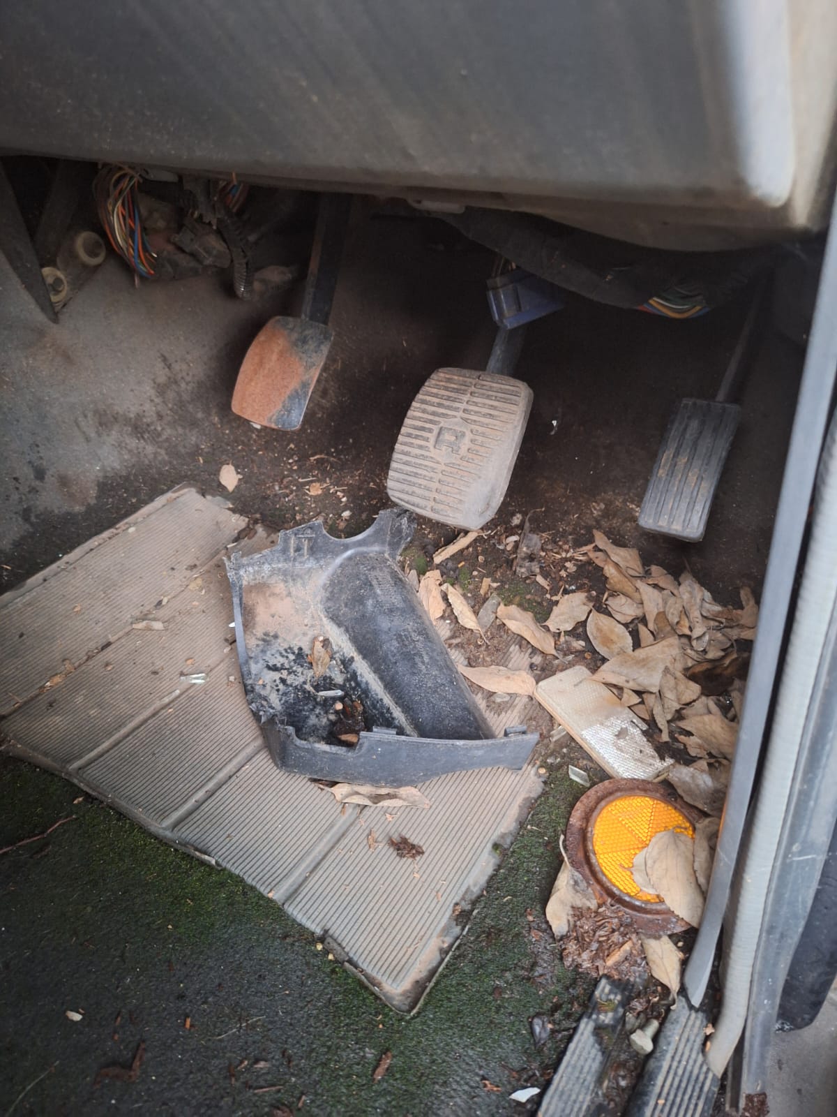 Land Rover for spares as is