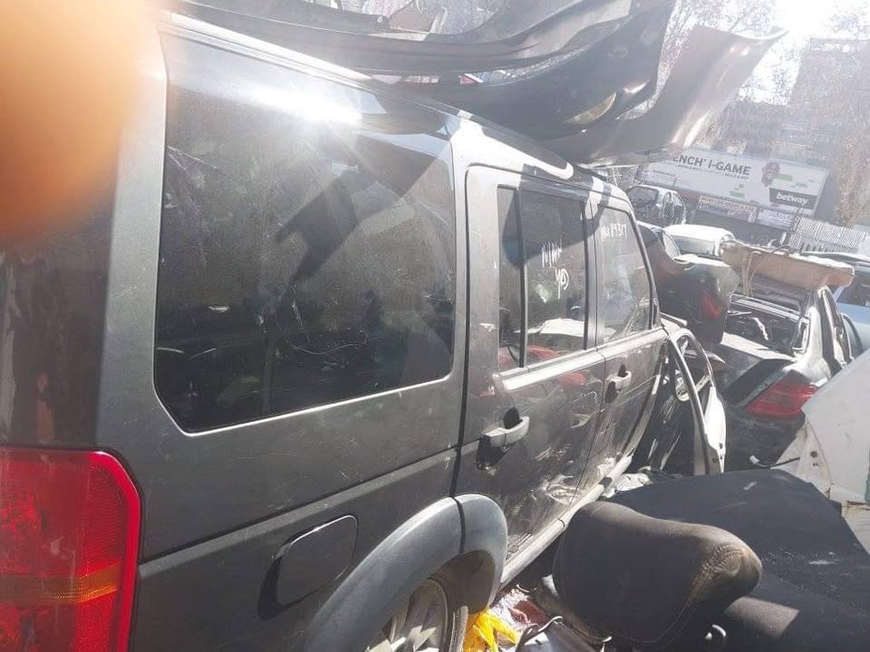 2010 Discovery 3 2010 available for parts - Private Seller