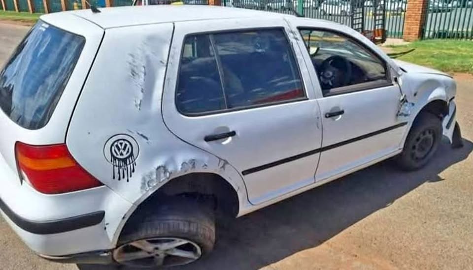 Volkswagen Golf 4 STRIPPING FOR SPARE/PARTS - Private Seller Volkswagen Golf 4 STRIPPING FOR SPARE/PARTS - Private Seller