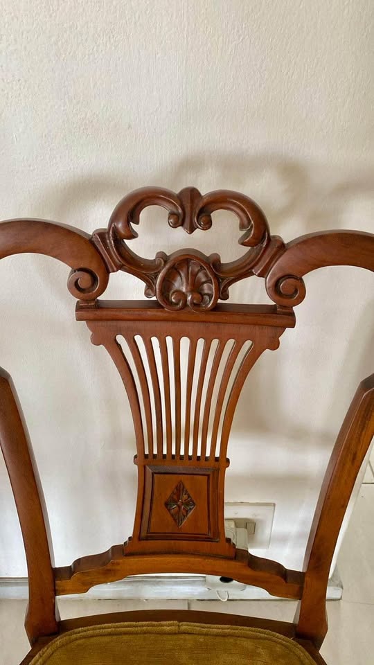 Antique Late Victorian side chair