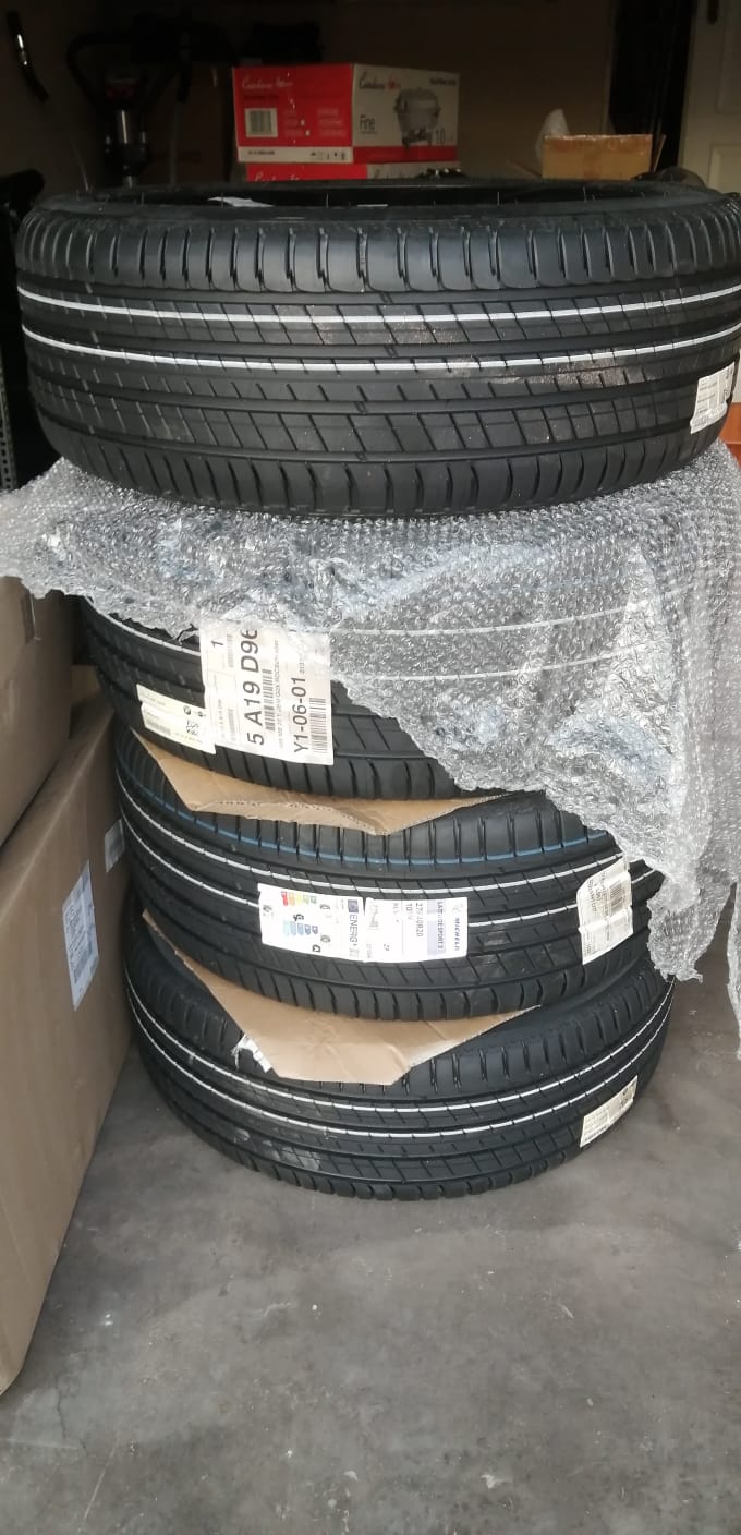 BMW X3 G01 brand new alloy mag rims with tyres - Private Seller