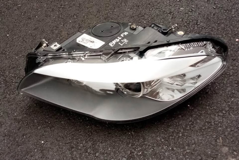 BMW 5 series F10 headlight 2011/13 - Private Seller BMW 5 series F10 headlight 2011/13 - Private Seller