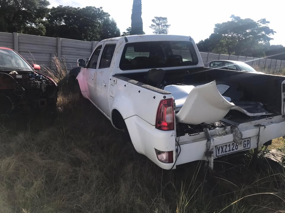 TATA Xenon DLE 2.2L Spares for Stripping
