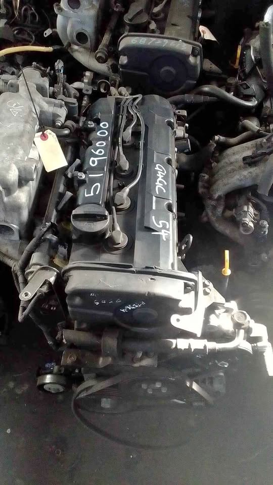 HYUNDAI G4GC COMPLETE ENGINE FOR SALE - Private Seller HYUNDAI G4GC COMPLETE ENGINE FOR SALE - Private Seller