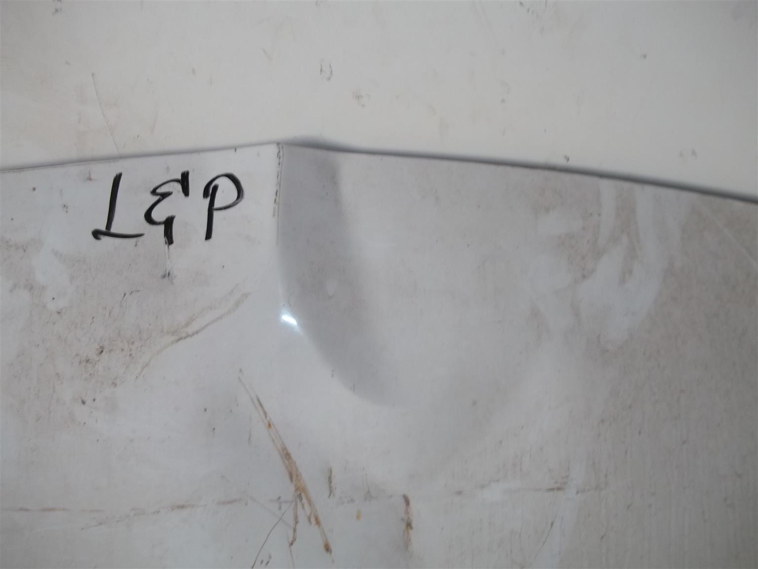 Opel Corsa E '14-'19 bonnet - Private Seller Opel Corsa E '14-'19 bonnet - Private Seller