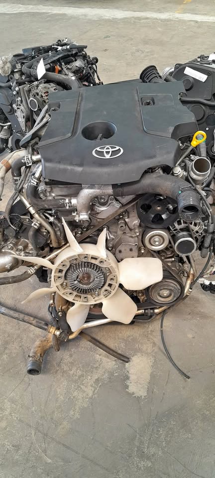 TOYOTA GD6 2.4 COMPLETE ENGINE FOR SALE - Private Seller TOYOTA GD6 2.4 COMPLETE ENGINE FOR SALE - Private Seller