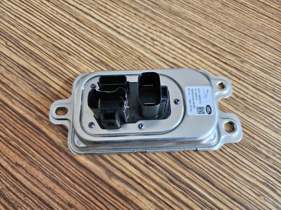 RANGE ROVER VOLTAGE CONVERTOR MODULE - Private Seller RANGE ROVER VOLTAGE CONVERTOR MODULE - Private Seller