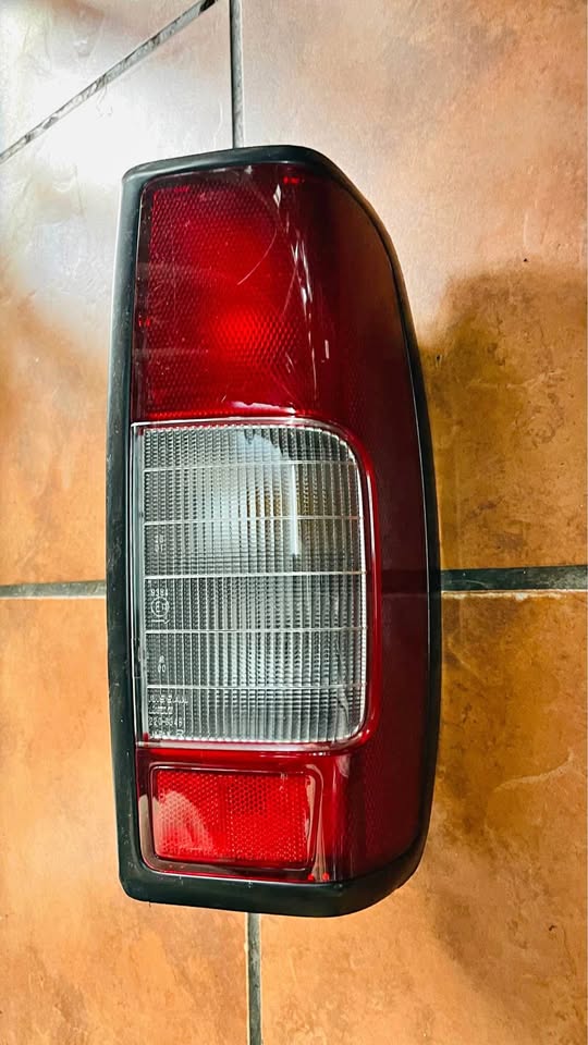 Nissan Np300 taillight - Private Seller Nissan Np300 taillight - Private Seller