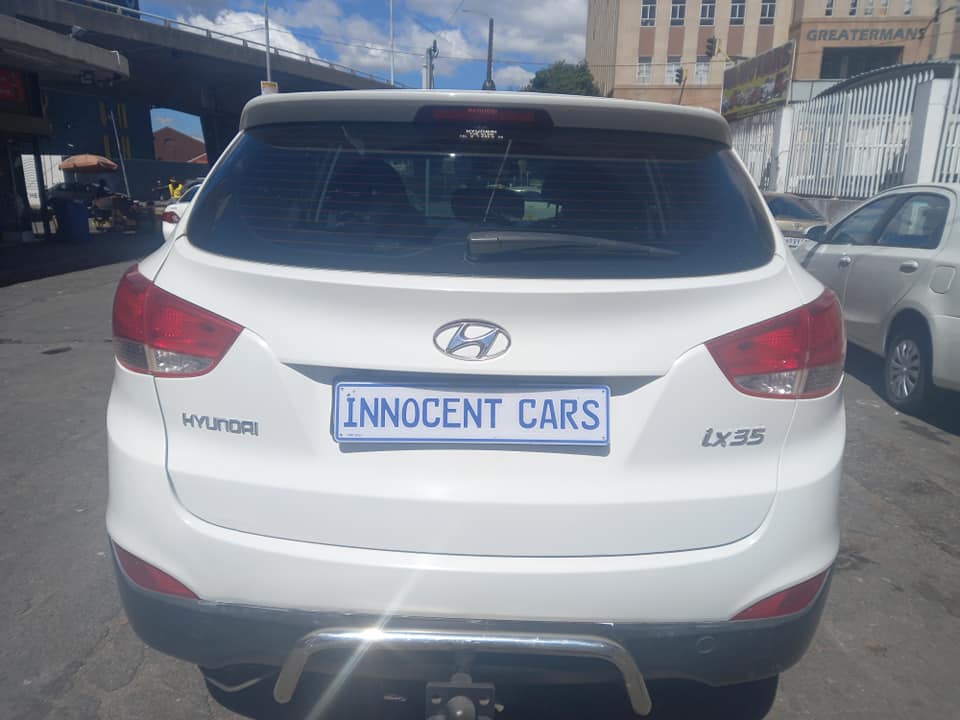 2013 HYUNDAI ix35 2.0 PETROL, MANUAL TRANSMISSION, WHITE COLOUR, MILEAGE