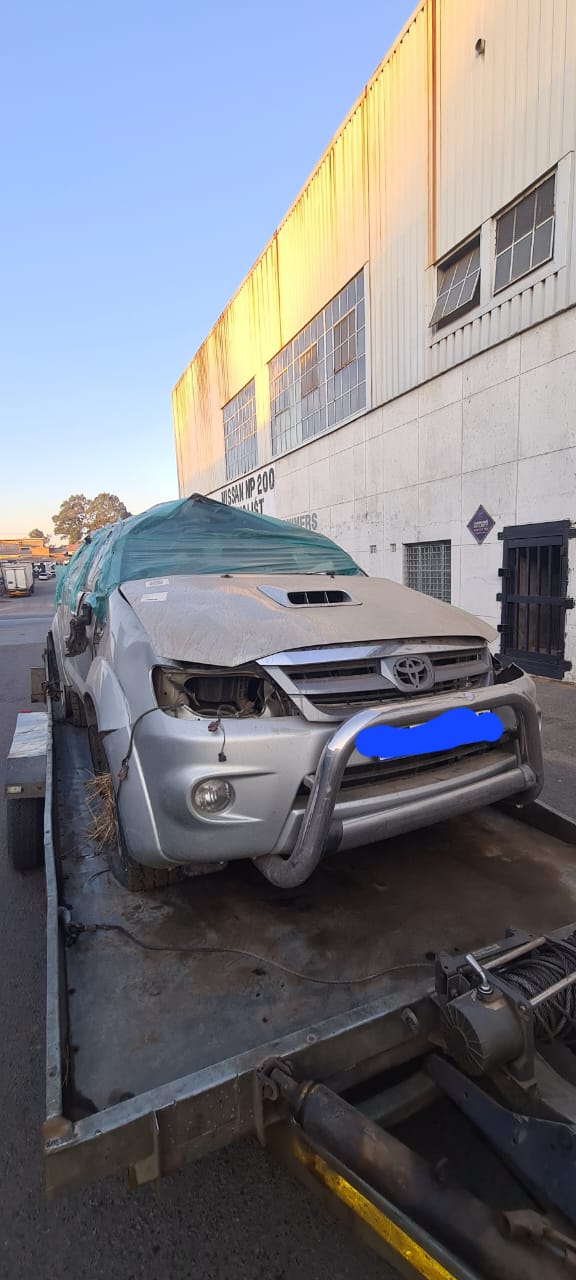 Toyota Fortuner  3.0 d4d 2007 model with 1kd engine  and 4x2 manual gearbox. Str - Private Seller