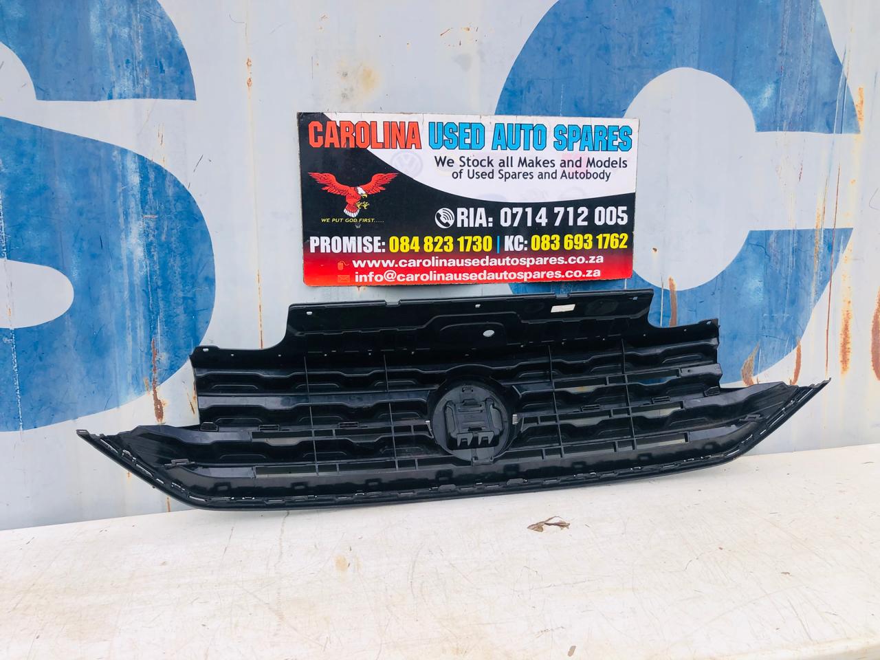 VW T-cross R-line radiator grill (no badge) - Private Seller VW T-cross R-line radiator grill (no badge) - Private Seller