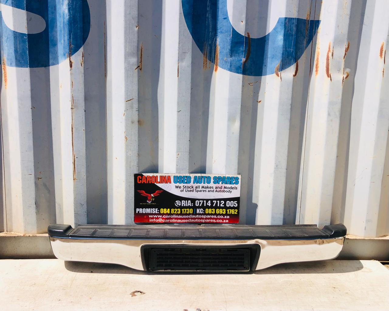 Toyota Hilux D4D rear/back bumper (chrome) (2008-2014) - Private Seller Toyota Hilux D4D rear/back bumper (chrome) (2008-2014) - Private Seller