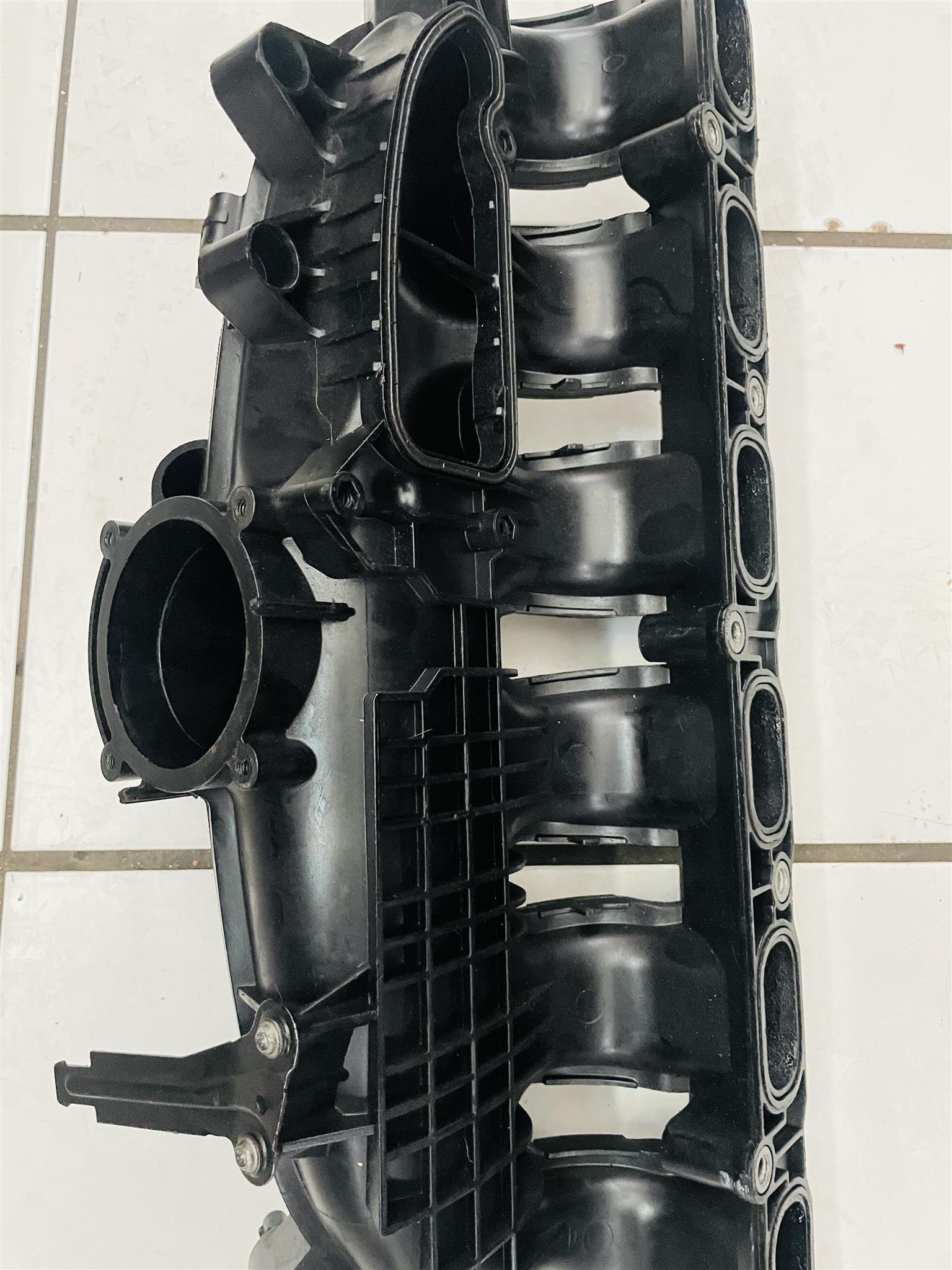 BMW E90 E92 E93 335 E82 135i N55 INTAKE MANIFOLD OEM 757691108 107K LM53 - Private Seller