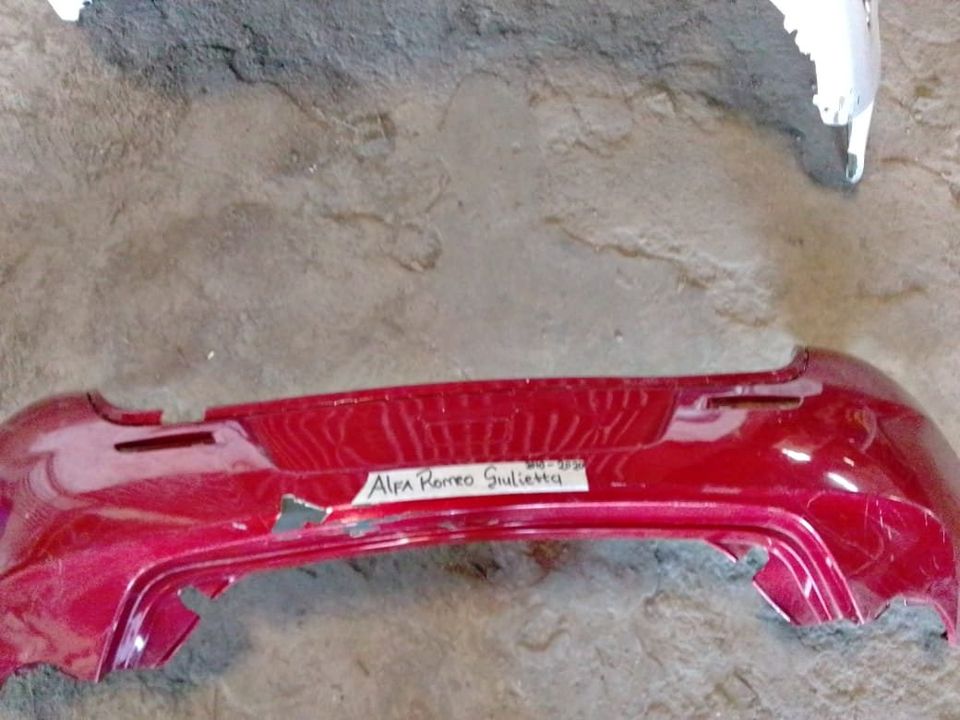 2020 ALFA ROMEO REAR BUMPER - Private Seller 2020 ALFA ROMEO REAR BUMPER - Private Seller