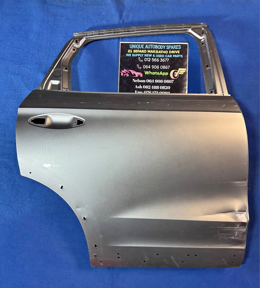 Used Haval Jolion Pro Right Rear Back Door for sale in Eastern