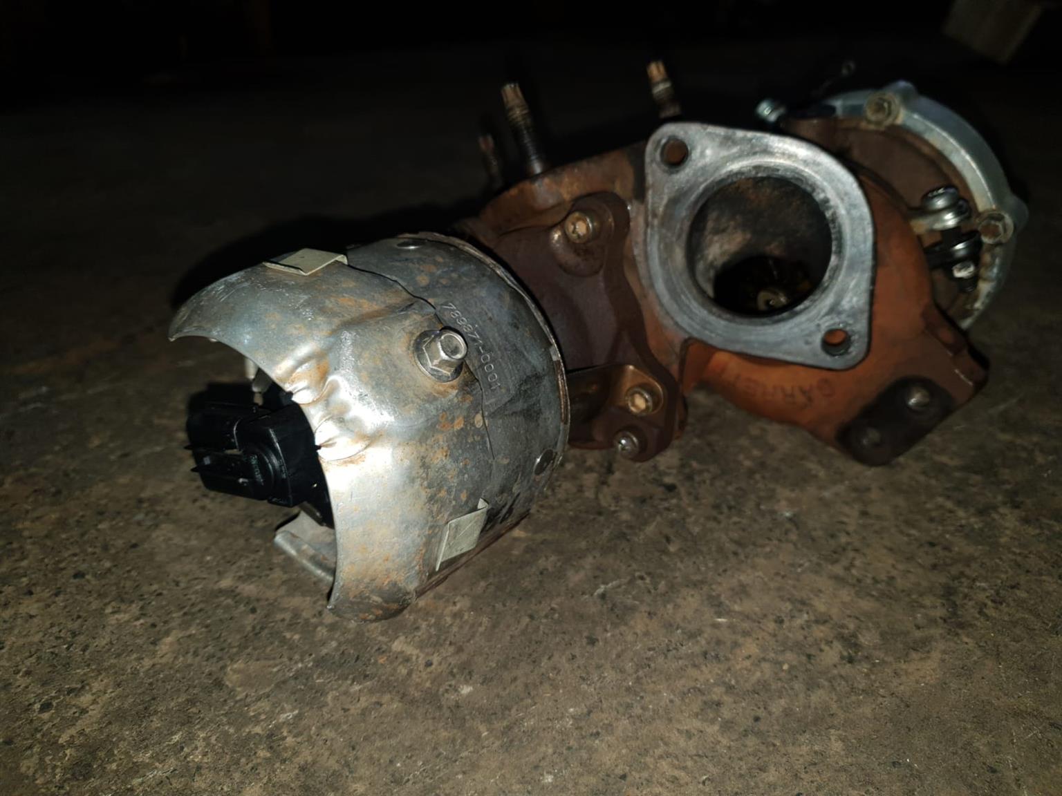 2013 Discovery 4 3.0 SDV6 Used Original Driverside Turbo For Sale - Private Seller 2013 Discovery 4 3.0 SDV6 Used Original Driverside Turbo For Sale - Private Seller