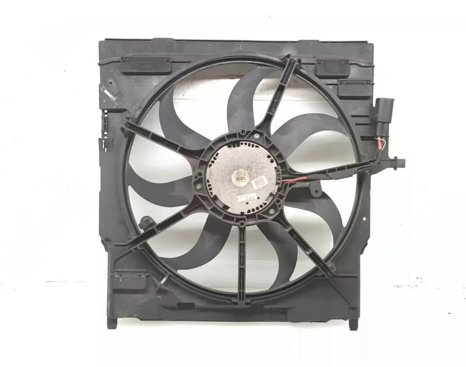 BMW X5 X6 SERIES E70 F16 F15 E71 M57 ENGINE COOLING RADIATOR FAN 56057110 - Private Seller BMW X5 X6 SERIES E70 F16 F15 E71 M57 ENGINE COOLING RADIATOR FAN 56057110 - Private Seller