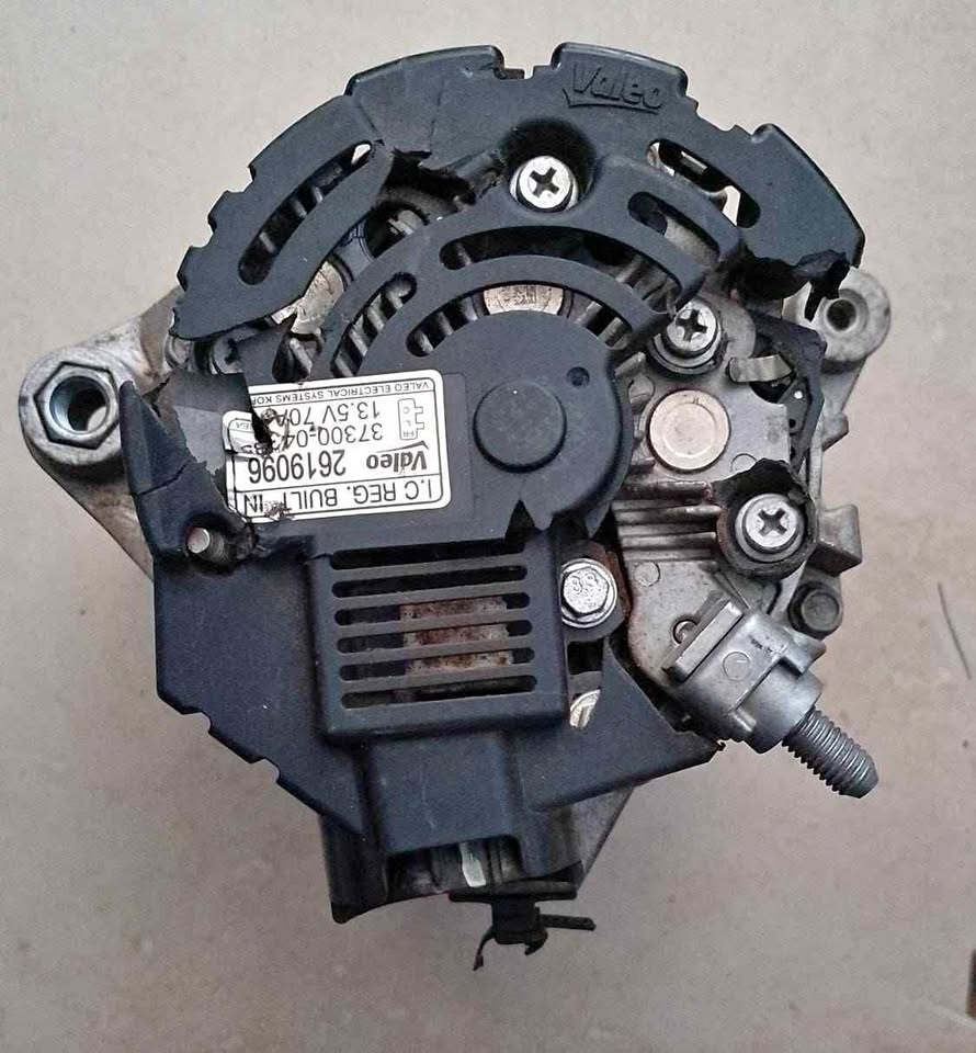 Hyundai/ Kia g3la alternator - Private Seller