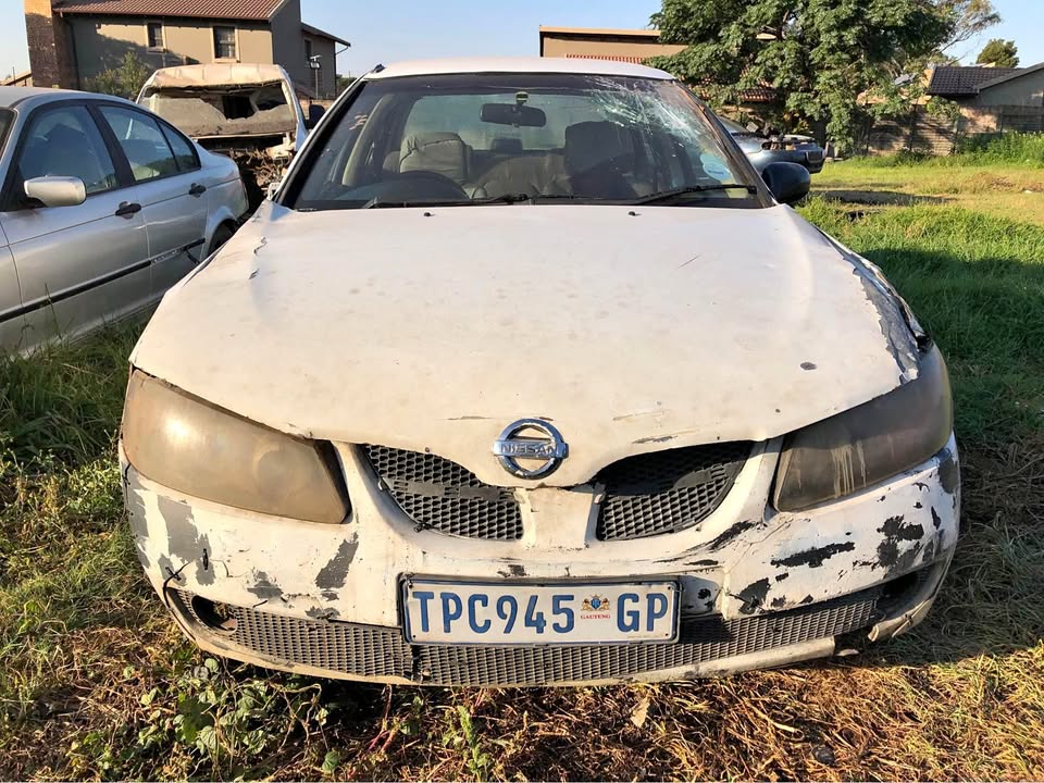 Nissan Almera stripping for parts