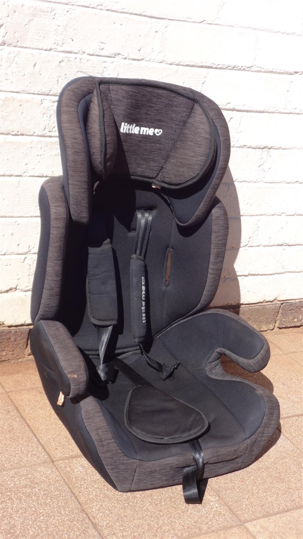 Little me outlet car seat installation