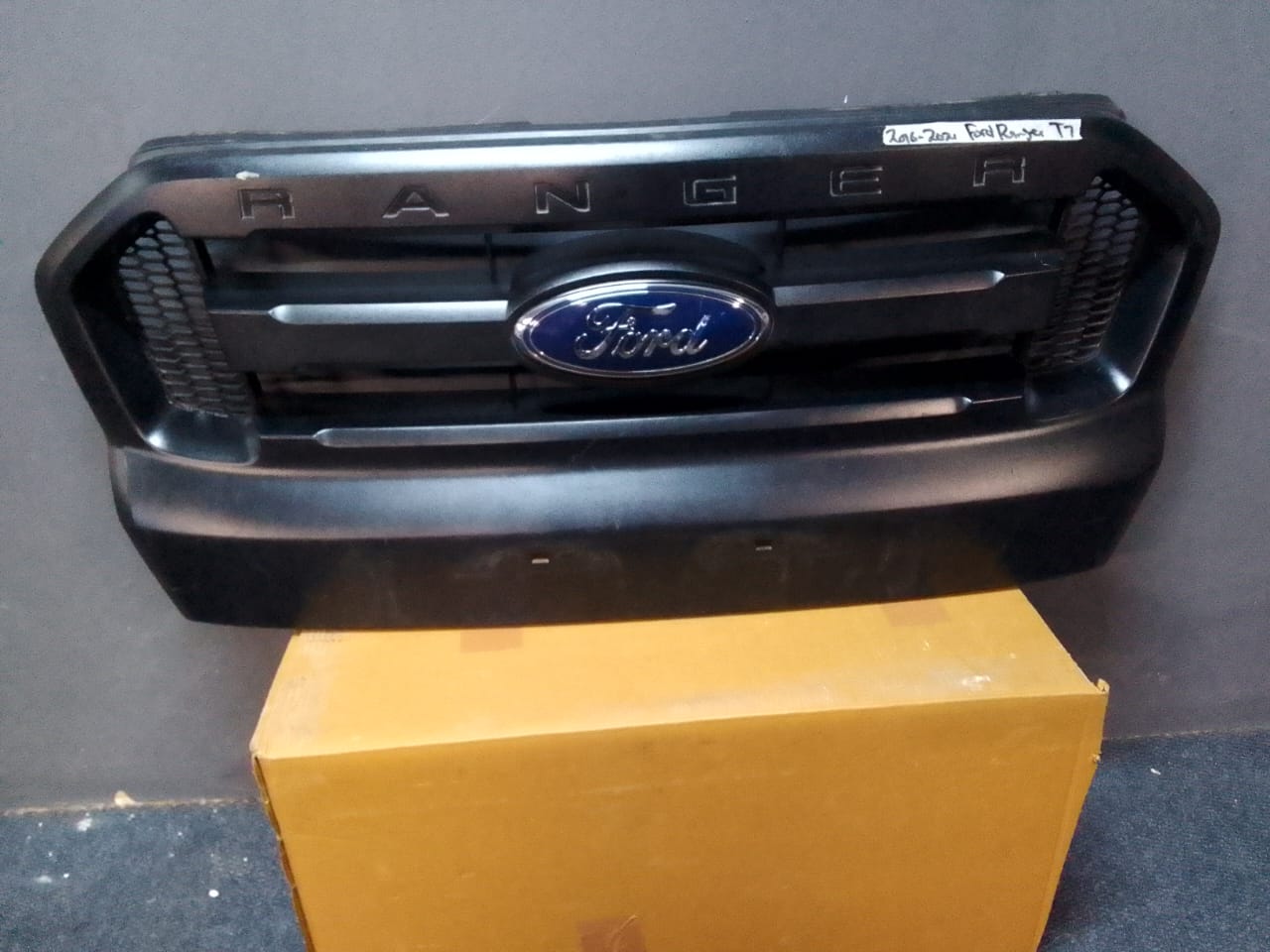 2016-2021 FORD RANGER T7 GRILL FOR SALE - Private Seller 2016-2021 FORD RANGER T7 GRILL FOR SALE - Private Seller