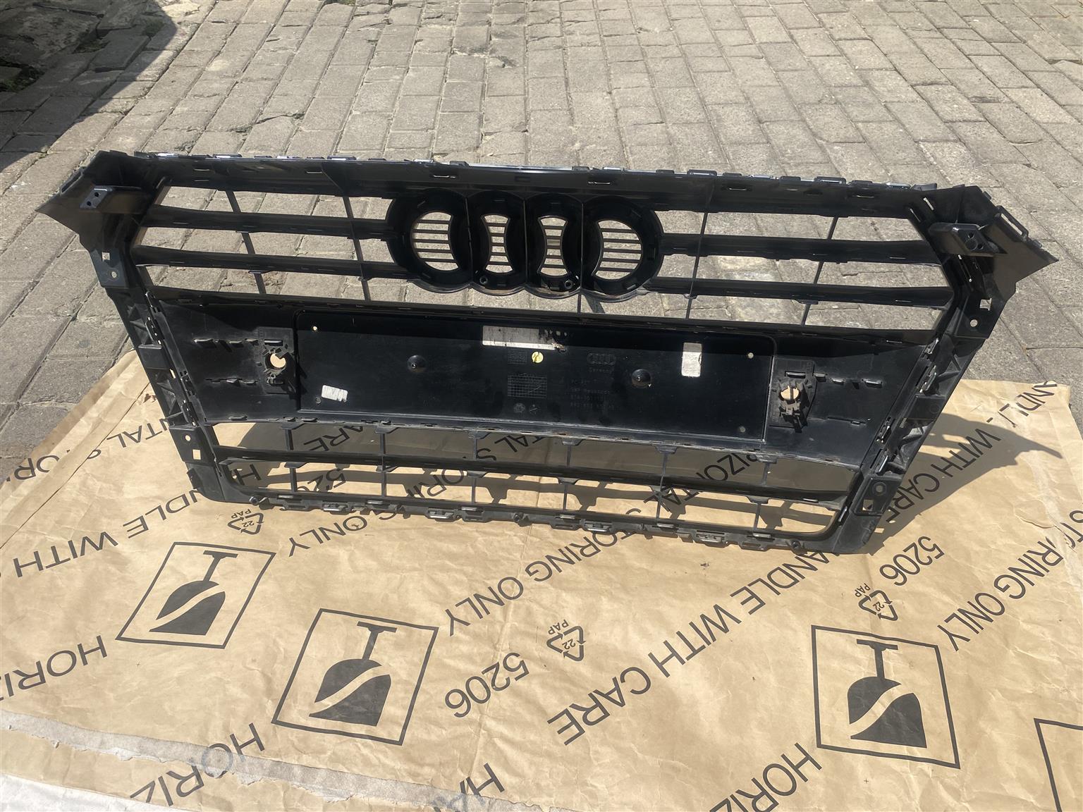 2019 AUDI A4 B9 RADIATOR GRILLE FOR SALE - Private Seller 2019 AUDI A4 B9 RADIATOR GRILLE FOR SALE - Private Seller
