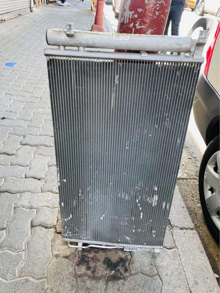 Hyundai Tucson condenser 2015/18 - Private Seller Hyundai Tucson condenser 2015/18 - Private Seller