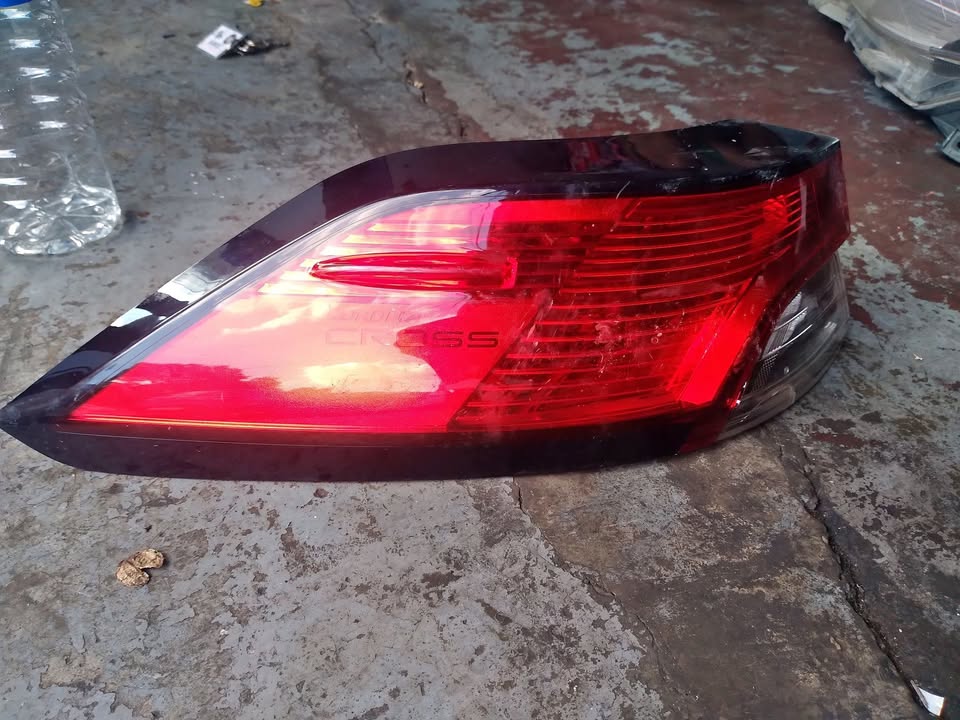 Toyota Corolla Cross Taillight for Sale - Private Seller Toyota Corolla Cross Taillight for Sale - Private Seller