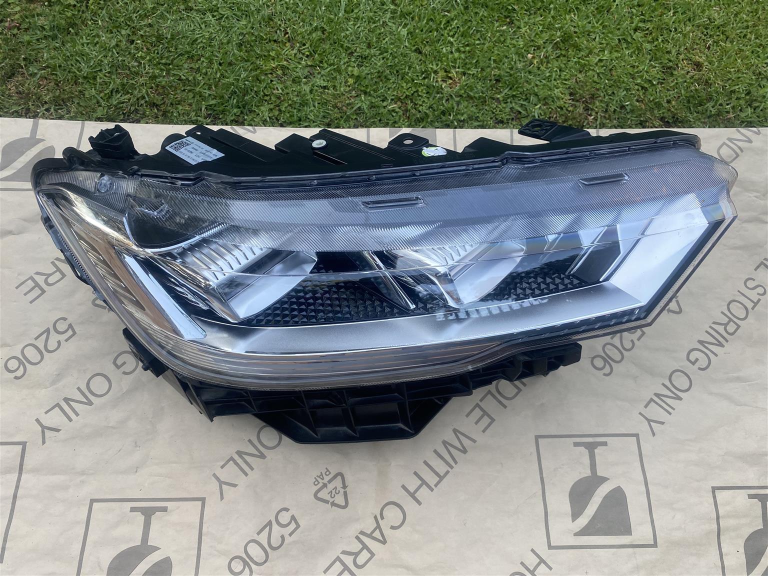 2024 HAVAL H6 FULL LED HEADLIGHT RIGHT SIDE FOR SALE. IN EXCELLENT CONDITION - Private Seller 2024 HAVAL H6 FULL LED HEADLIGHT RIGHT SIDE FOR SALE. IN EXCELLENT CONDITION - Private Seller