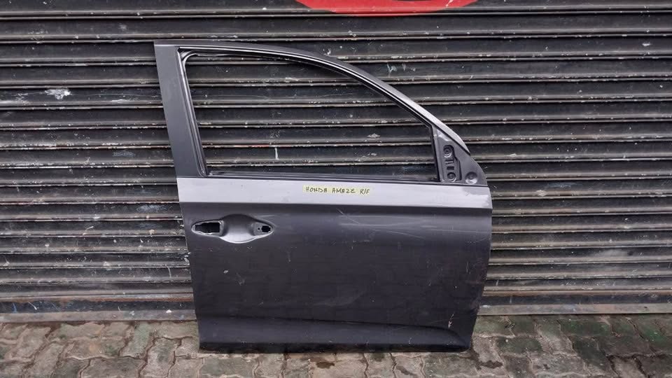 Honda Amaze door - Private Seller Honda Amaze door - Private Seller