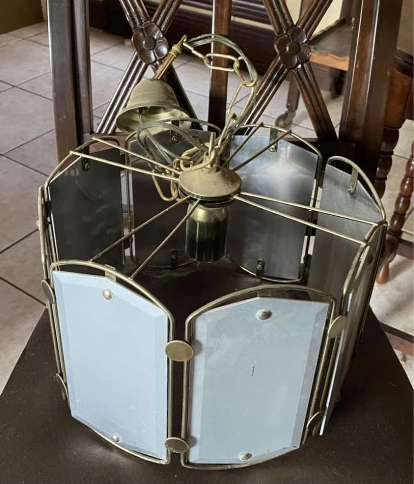 Vintage: Glass chandelier