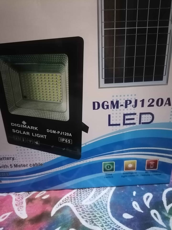 Solar flood light,, Digimark 120watt solar flood light with remote ...