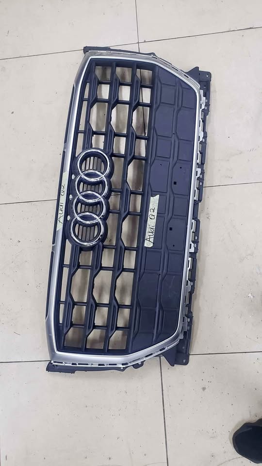 Audi Q2 Main grill - Private Seller Audi Q2 Main grill - Private Seller