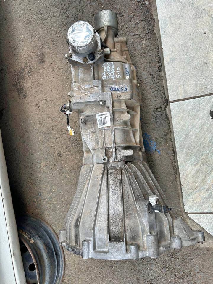 Mahindra Mhawk 2.2 S10 SUV 5 Speed Gearbox For Sale Call or Whatsapp