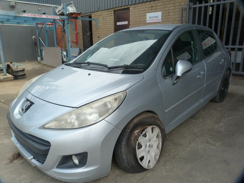Peugeot 207 1.4 Popart Manual Silver - 2011 STRIPPING FOR SPARES - Private Seller