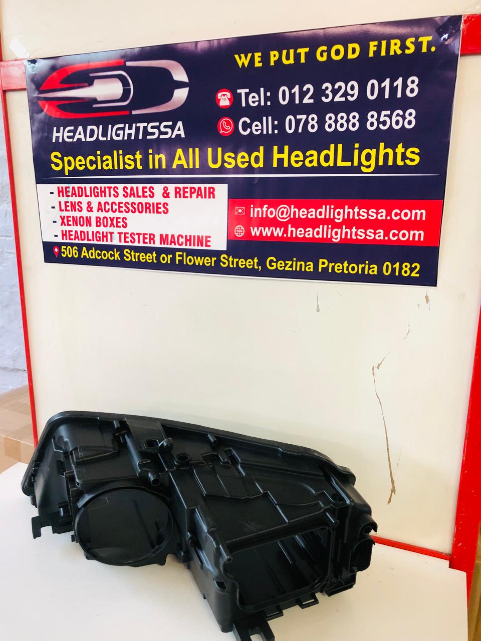 Audi A8 D4 right side headlight replacement housing - Private Seller Audi A8 D4 right side headlight replacement housing - Private Seller