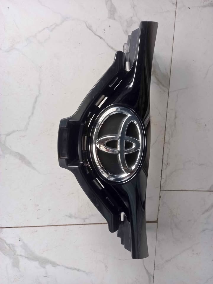 Toyota CHR main grillfor sale - Private Seller Toyota CHR main grillfor sale - Private Seller