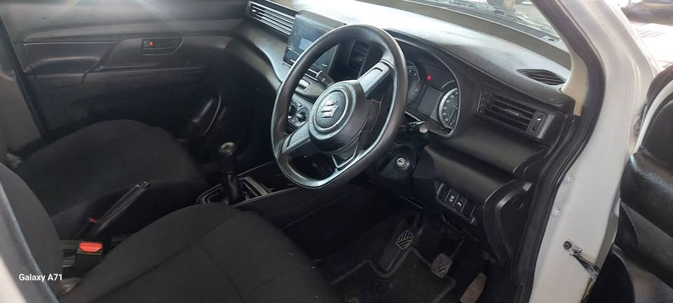 Suzuki Ertiga 1.5 manual petrol 7seater